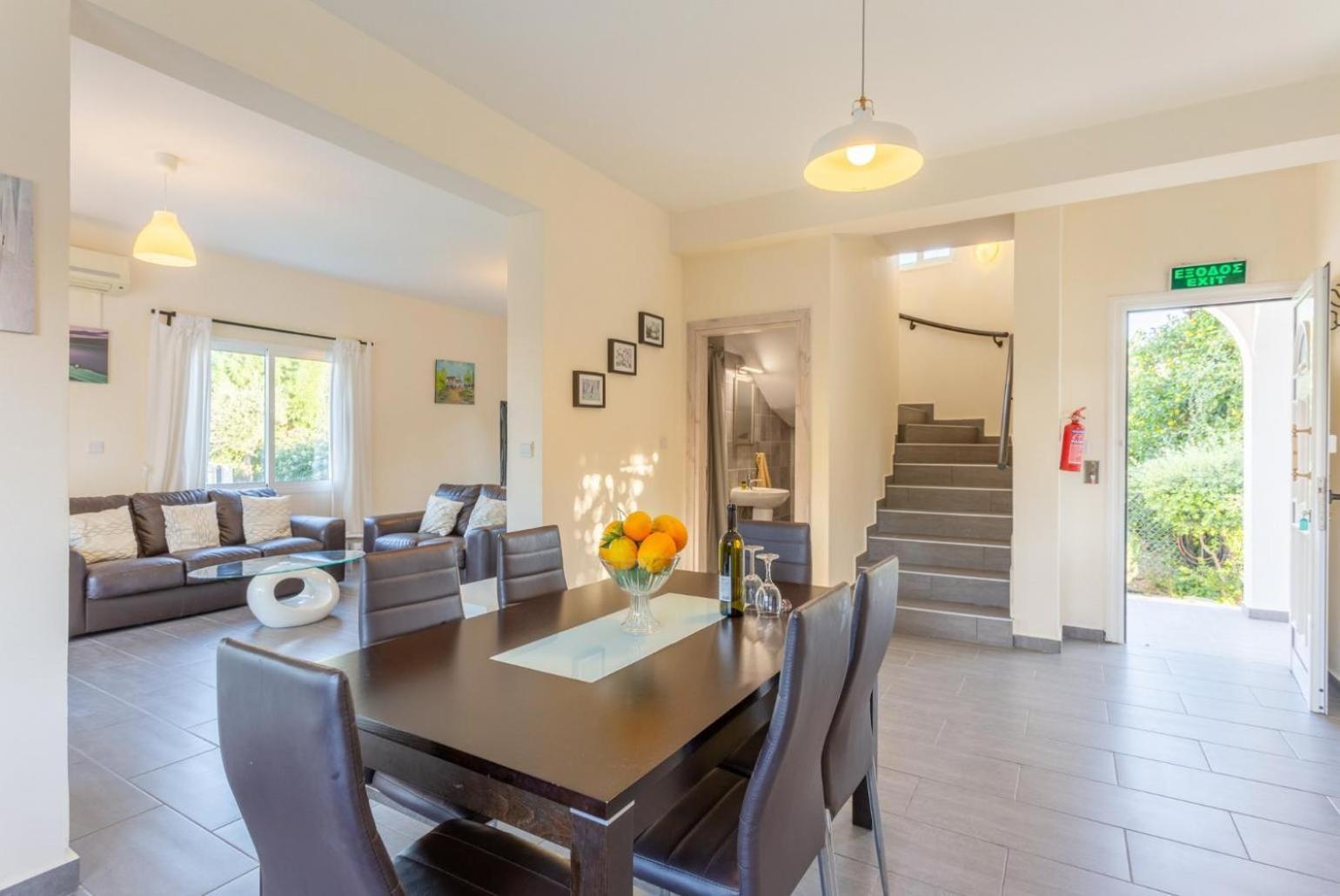 Sun Beach Villa Tria Polis Ngoại thất bức ảnh
